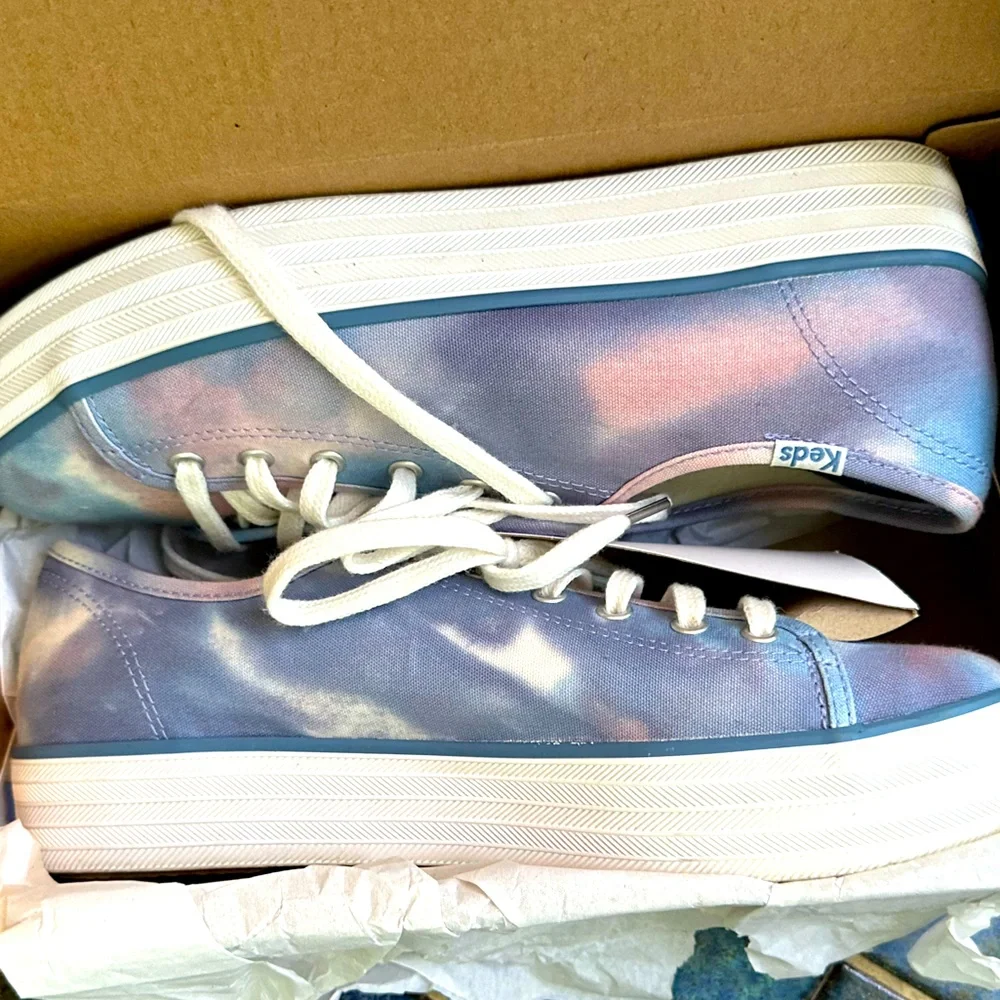 Keds Tie Dye Triple kick Canvas Sneakers - Picture 5 of 10